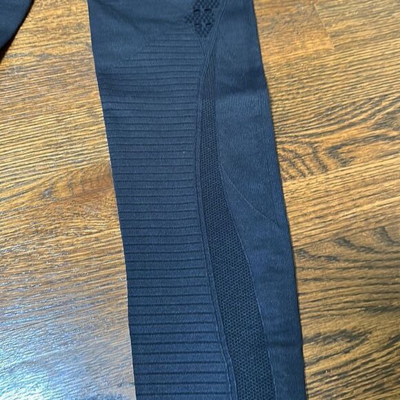 Gymshark Black Seamless Moto Look Leggings - Size Small - Picture 5 of 11